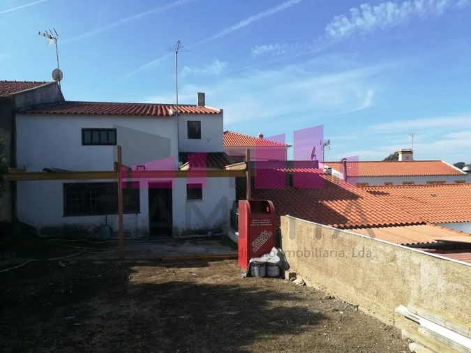 Moradia T3 para Venda em Odivelas Foto 37