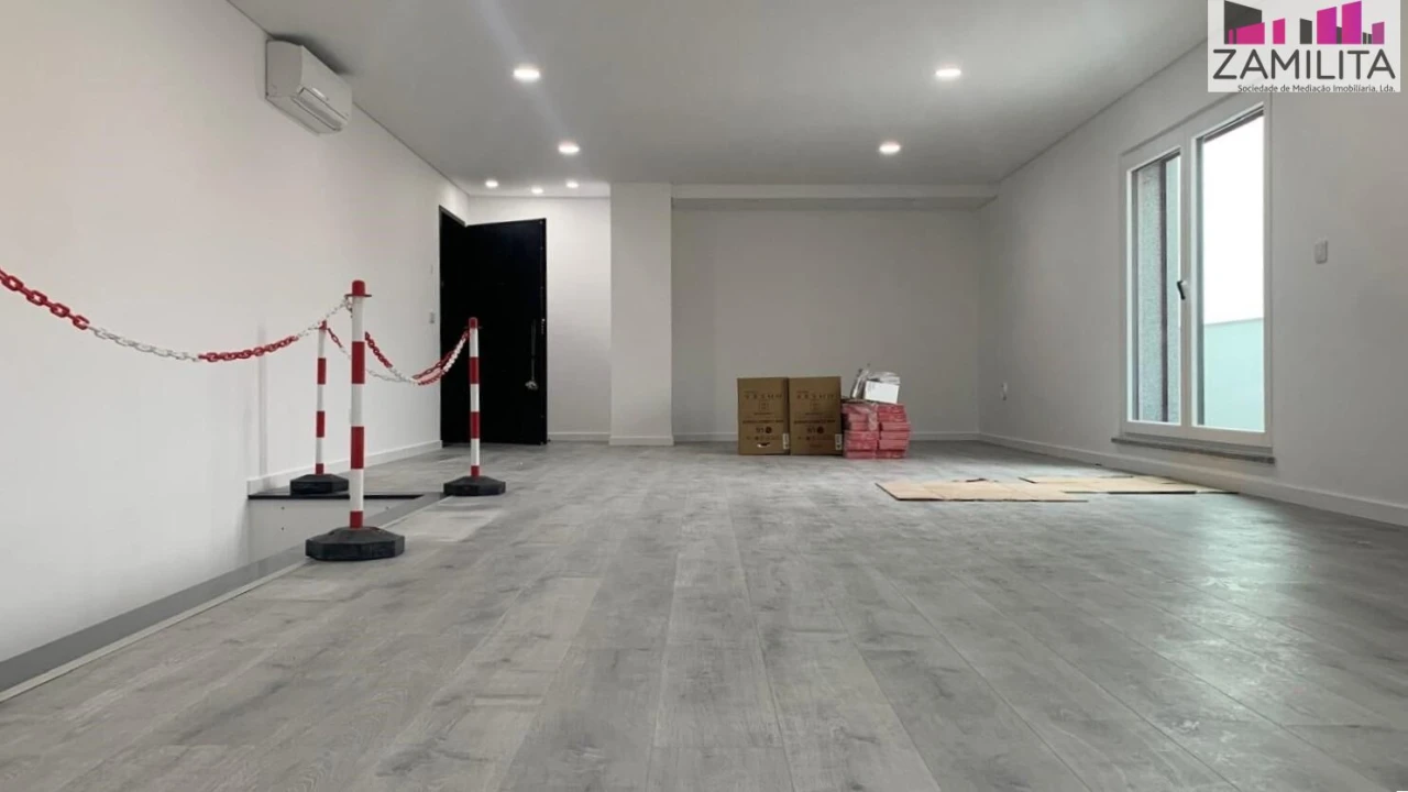 Apartamento T2 para Venda em Seixal, Arrentela e Aldeia de Paio Pires Foto 5