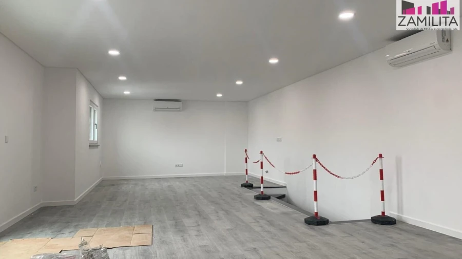 Apartamento T2 para Venda em Seixal, Arrentela e Aldeia de Paio Pires Foto 4