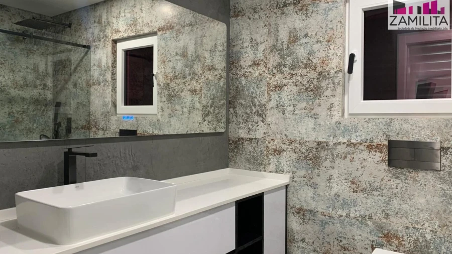 Apartamento T3 para Venda em Seixal, Arrentela e Aldeia de Paio Pires Foto 9