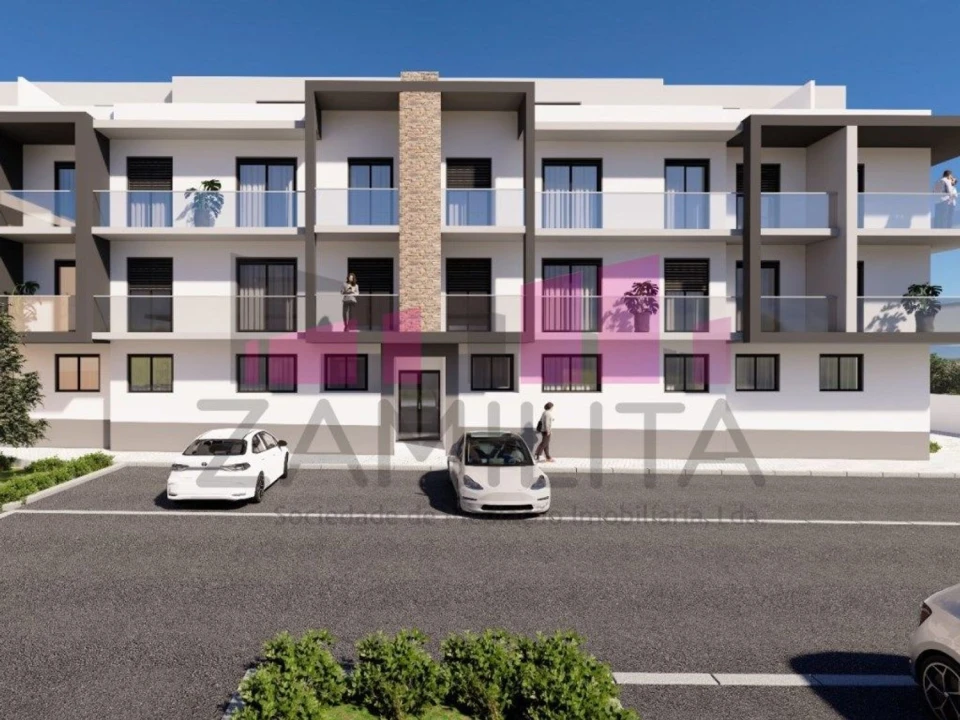 Apartamento T2 para Venda em Seixal Foto 2