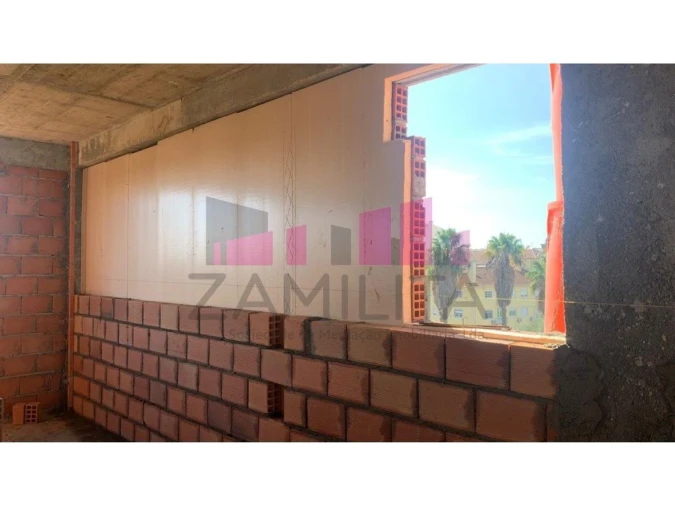 Apartamento T2 para Venda em Seixal Foto 3