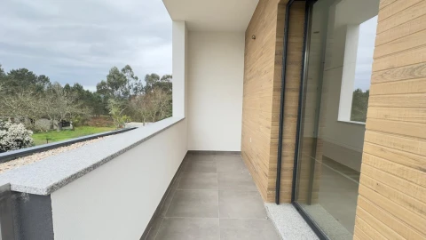 Moradia T3 para Venda em São João de Lourosa