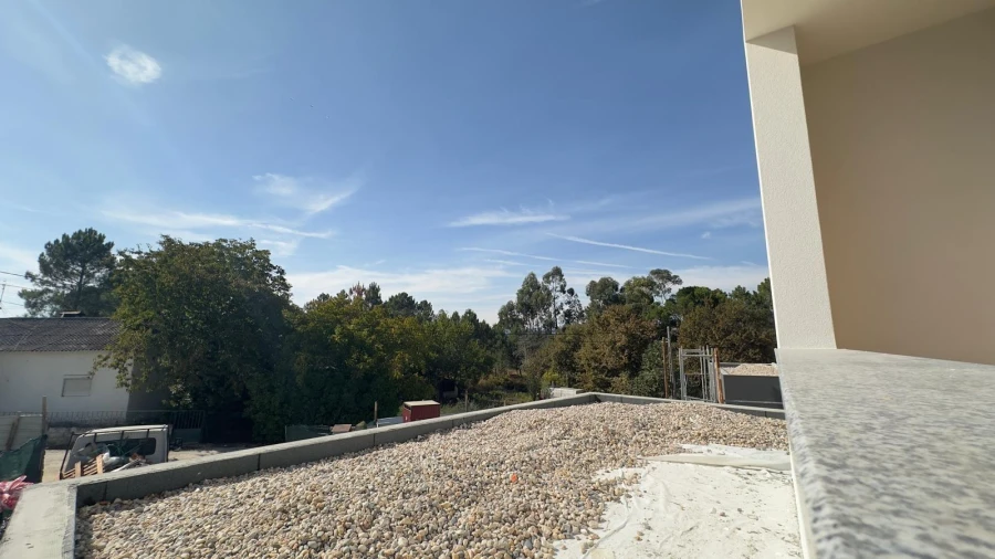 Moradia T3 para Venda em São João de Lourosa Foto 31