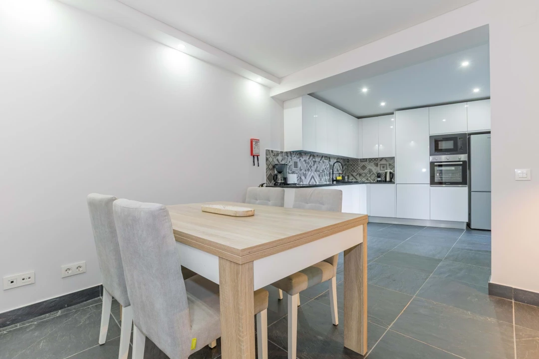 Apartamento T2 para Venda em São Teotónio Foto 8