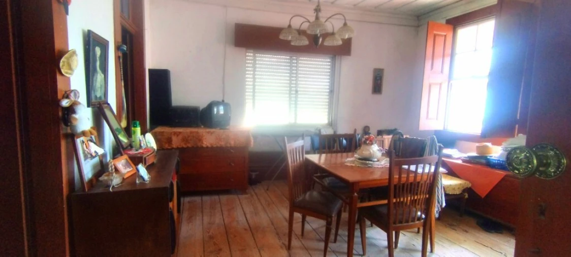 Moradia T4 para Venda em Ferreiros de Tendais Foto 17