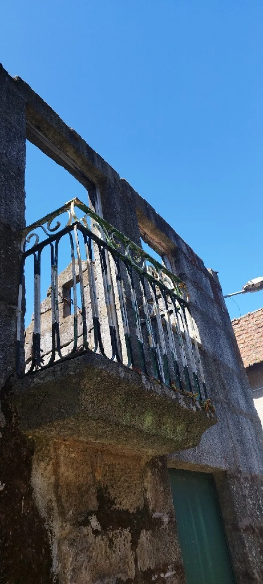 Moradia T4 para Venda em Ferreiros de Tendais Foto 37