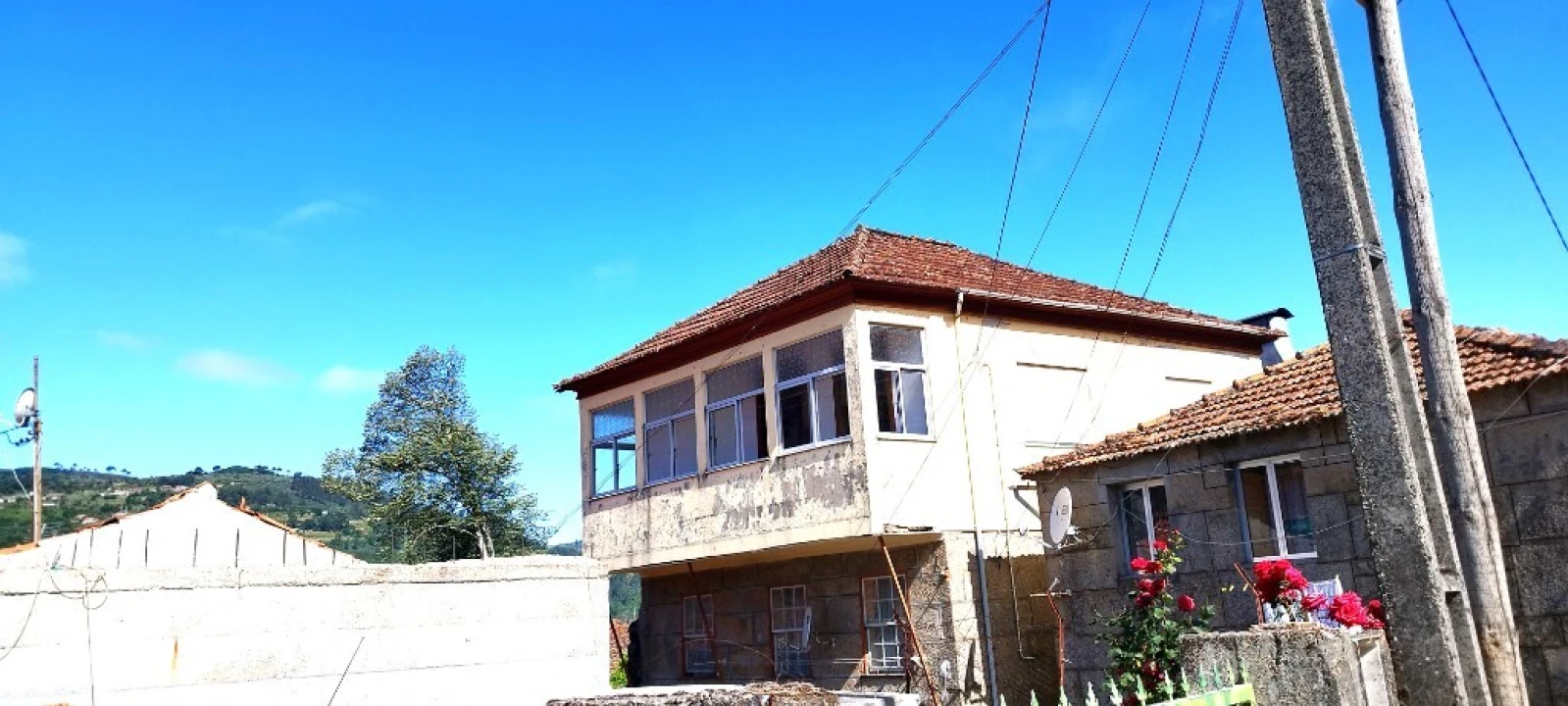 Moradia T4 para Venda em Ferreiros de Tendais Foto 1