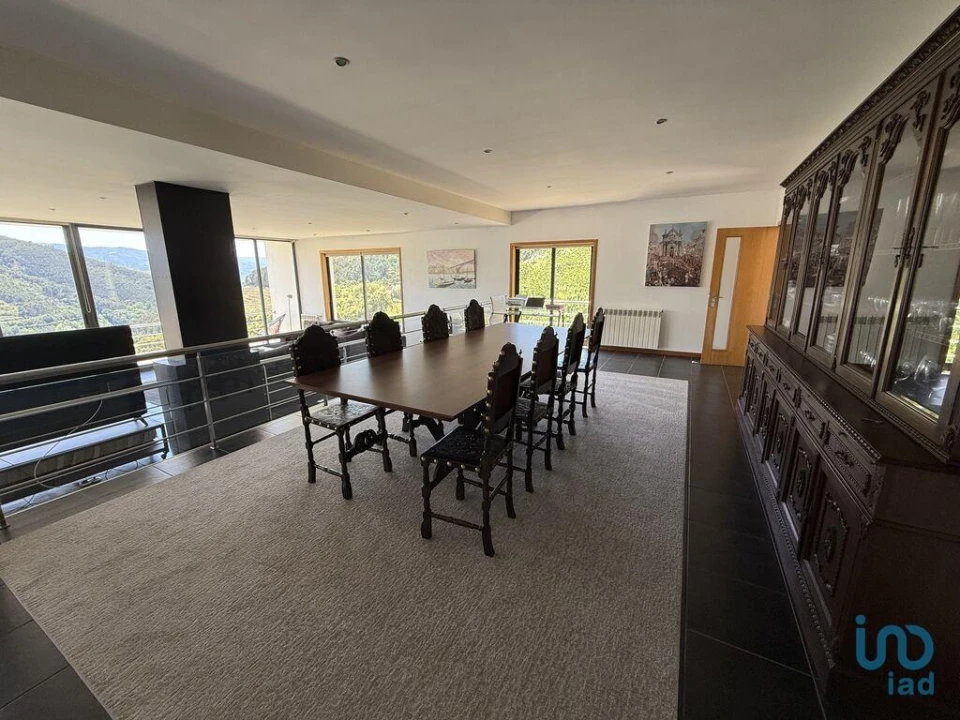 Moradia T4 para Venda em Gestaço Foto 14