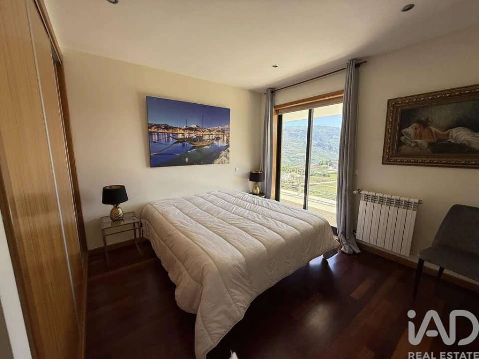 Moradia T4 para Venda em Gestaço Foto 20