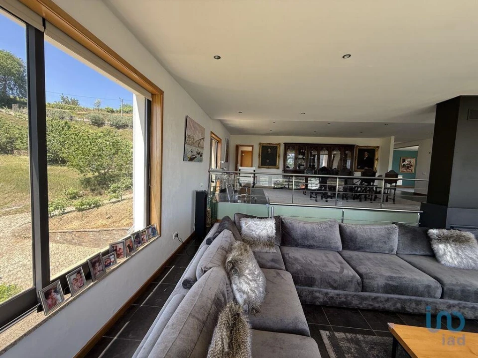 Moradia T4 para Venda em Gestaço Foto 12