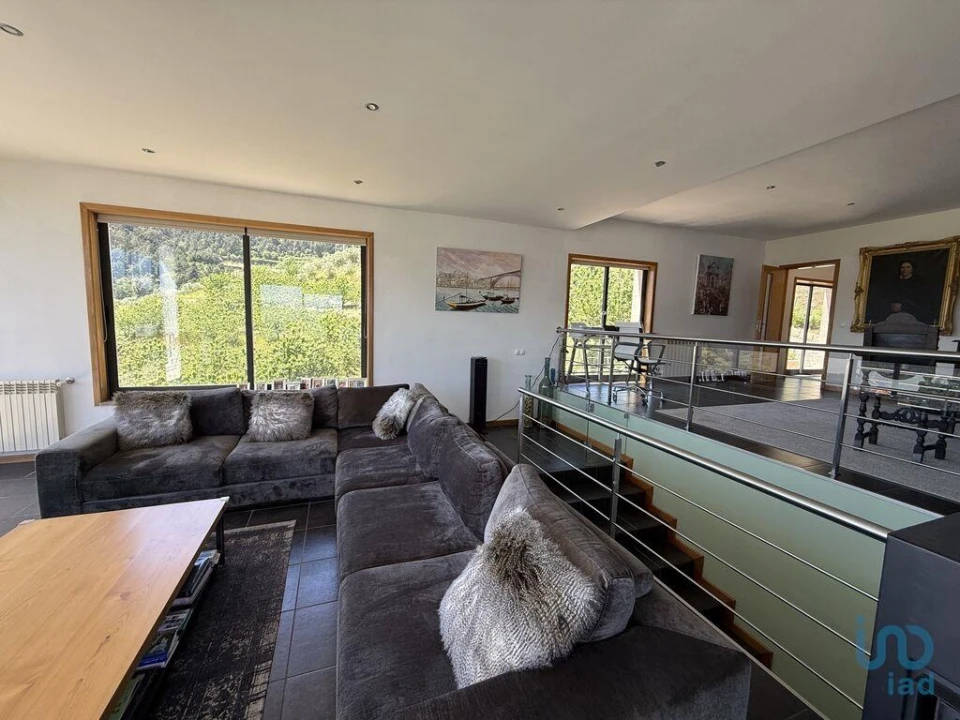 Moradia T4 para Venda em Gestaço Foto 7