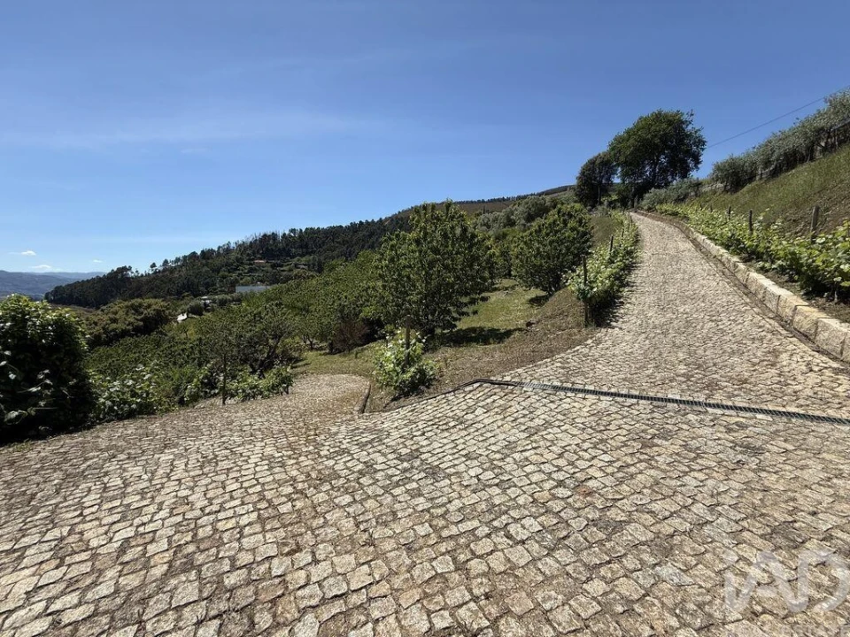 Moradia T4 para Venda em Gestaço Foto 29