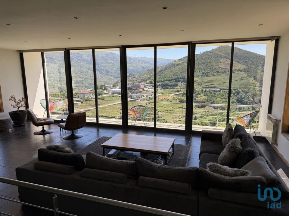 Moradia T4 para Venda em Gestaço Foto 11