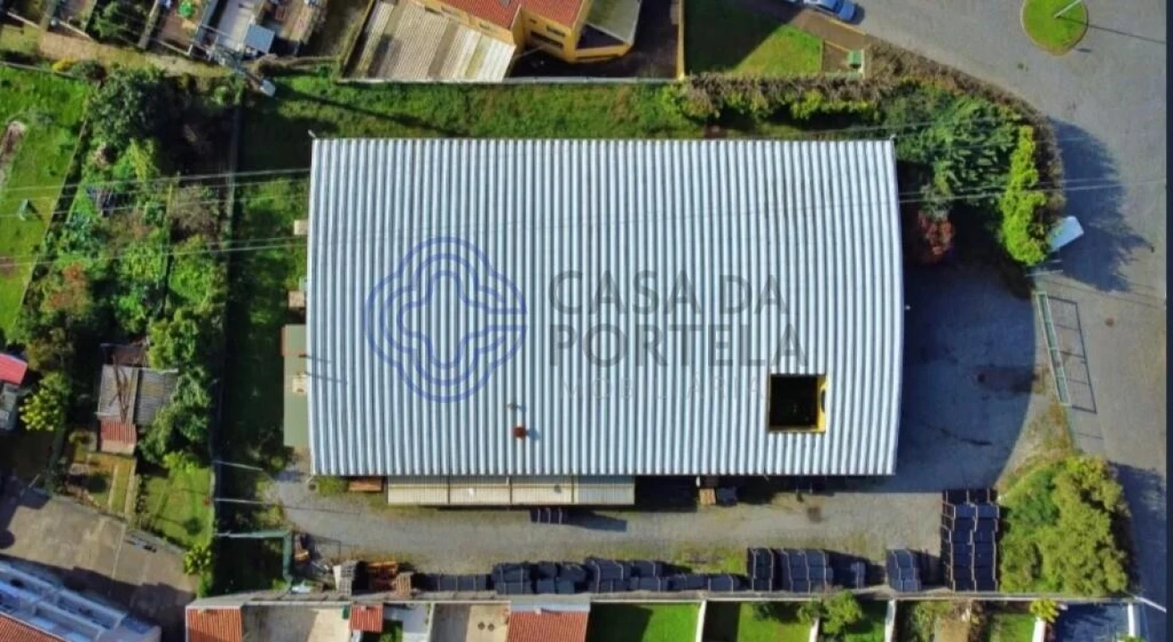 Armazém para Venda em Gião Foto 2