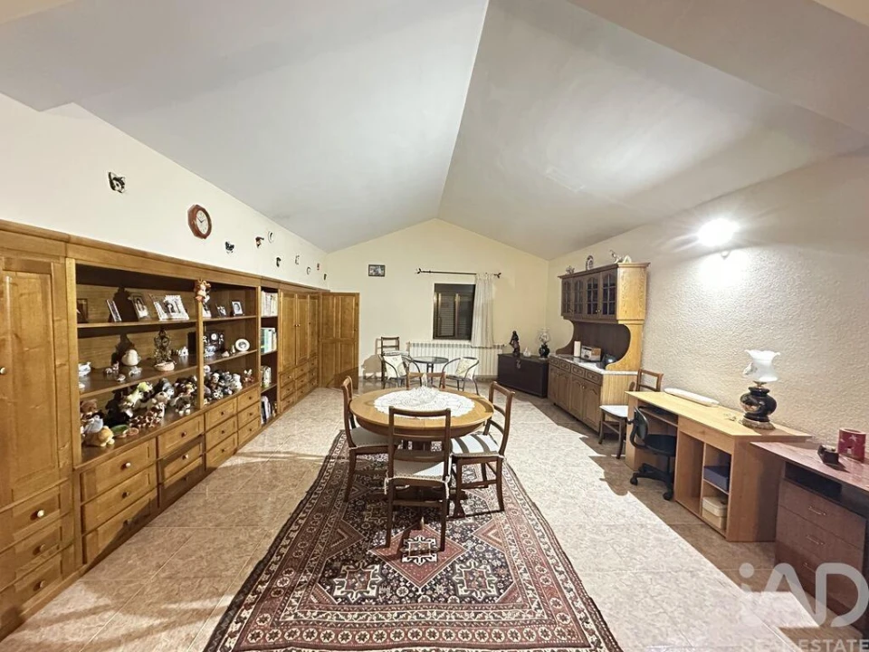 Moradia T4 para Venda em São Pedro de Rio Seco Foto 17