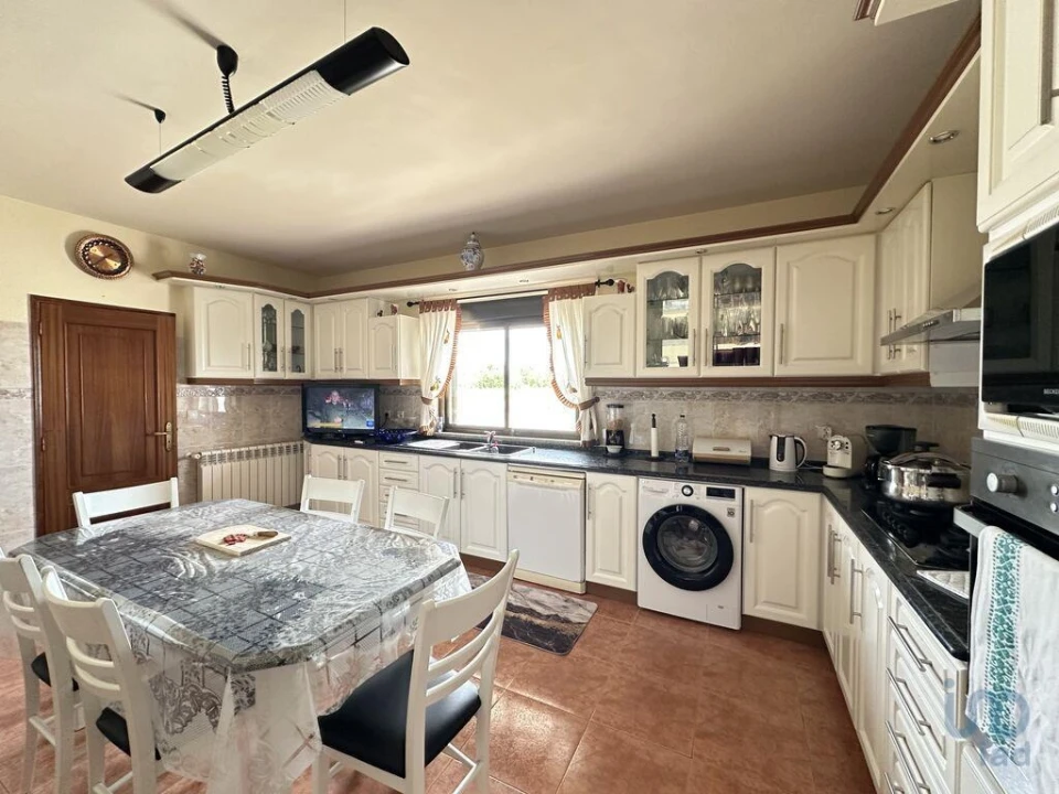 Moradia T4 para Venda em São Pedro de Rio Seco Foto 5