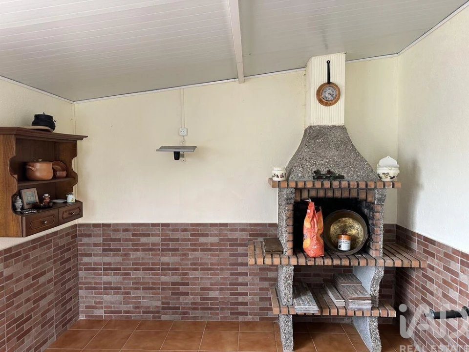 Moradia T4 para Venda em São Pedro de Rio Seco Foto 18