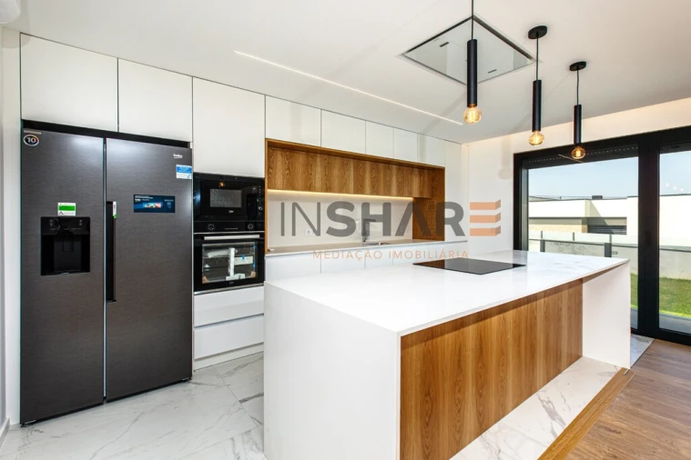 Moradia T3 para Venda em Merelim (São Paio), Panoias e Parada de Tibães Foto 3