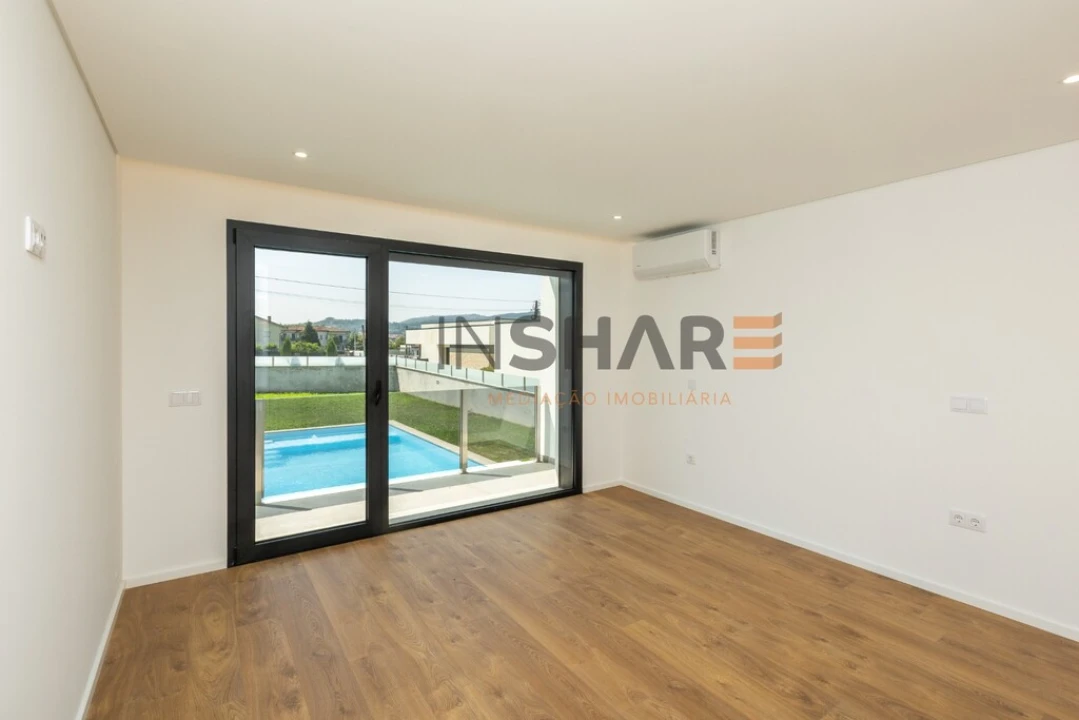 Moradia T3 para Venda em Merelim (São Paio), Panoias e Parada de Tibães Foto 17