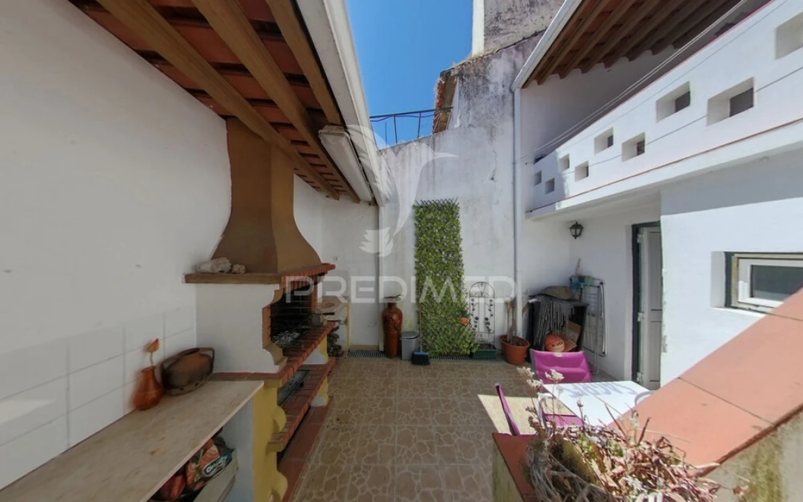 Moradia T4 para Venda em Nossa Senhora da Graça de Povoa e Meadas Foto 12