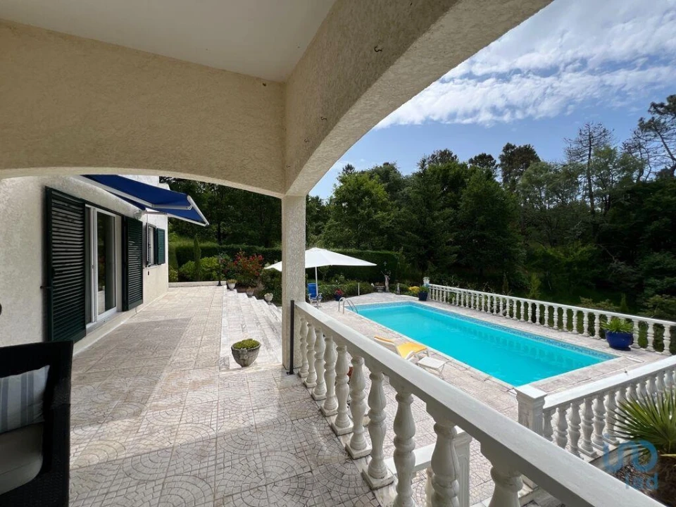 Moradia T4 para Venda em Ferreira de Aves Foto 2