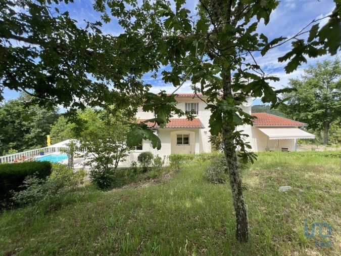 Moradia T4 para Venda em Ferreira de Aves Foto 6