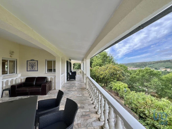 Moradia T4 para Venda em Ferreira de Aves Foto 10