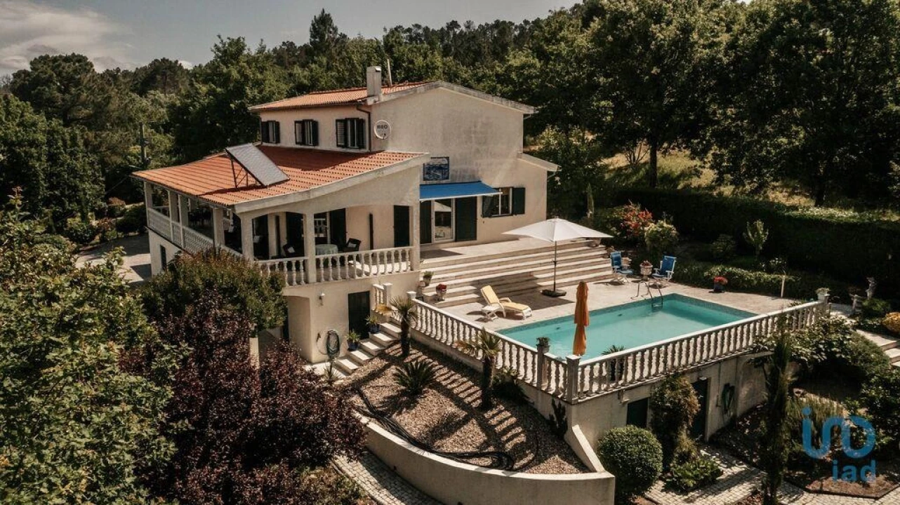 Moradia T4 para Venda em Ferreira de Aves Foto 8