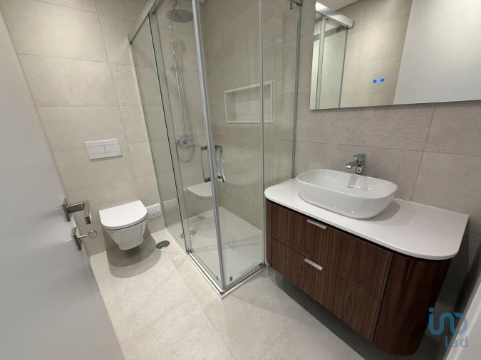 Apartamento T5 para Venda em Laranjeiro e Feijó Foto 12