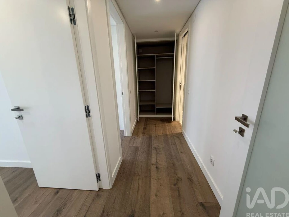 Apartamento T5 para Venda em Laranjeiro e Feijó Foto 21