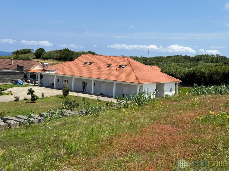 Moradia T10 para Venda em Cedros Foto 2