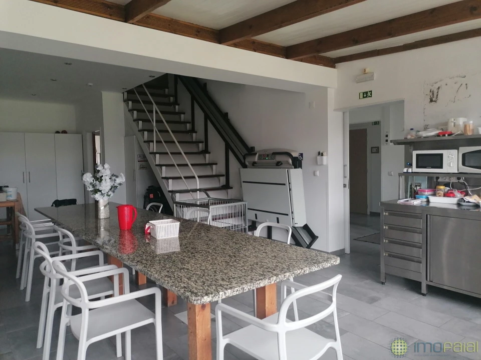 Moradia T10 para Venda em Cedros Foto 27