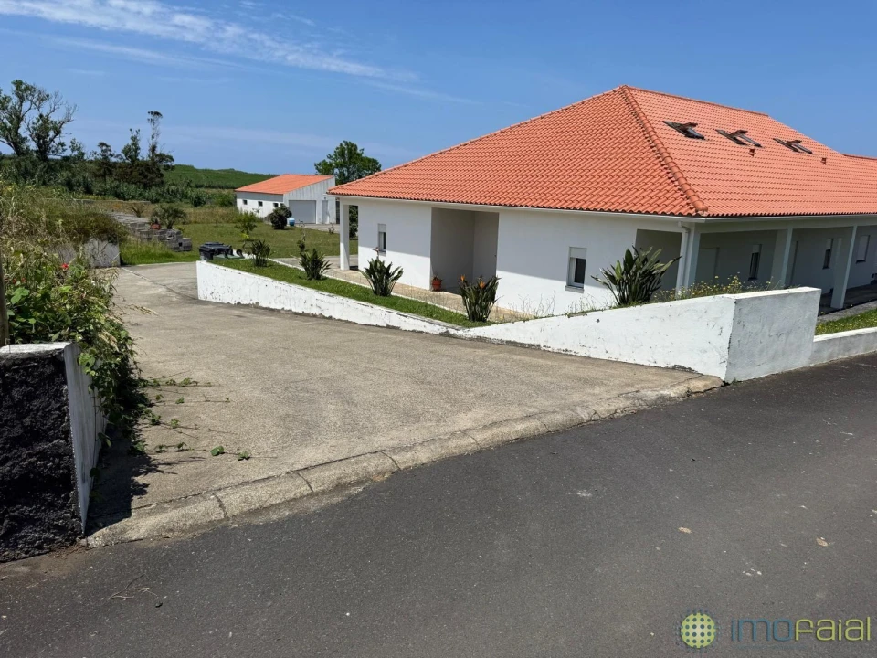 Moradia T10 para Venda em Cedros Foto 5