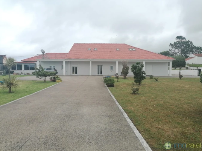 Moradia T10 para Venda em Cedros Foto 35