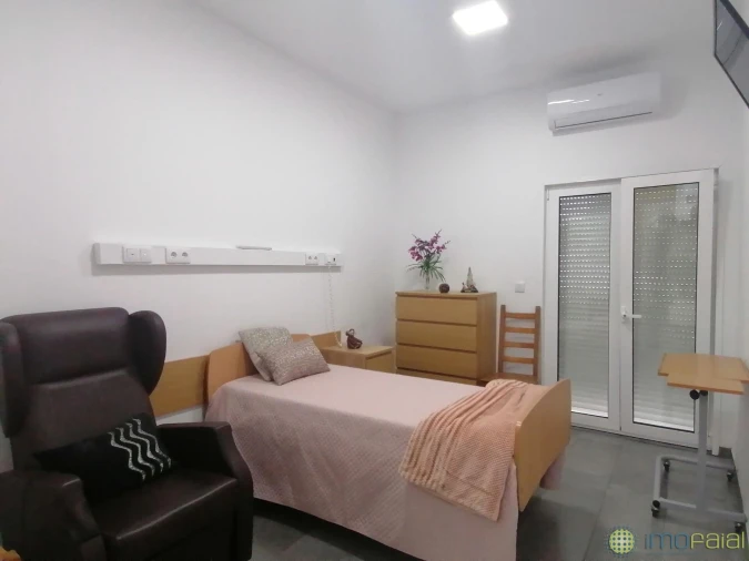 Moradia T10 para Venda em Cedros Foto 18