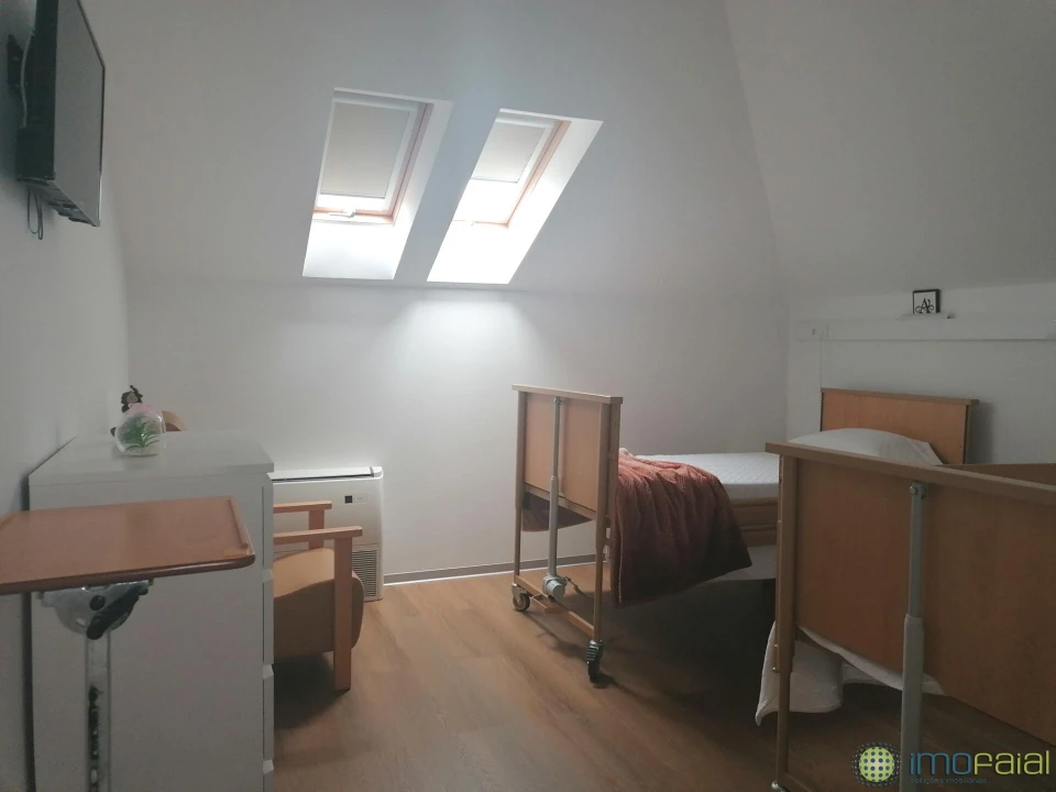 Moradia T10 para Venda em Cedros Foto 33