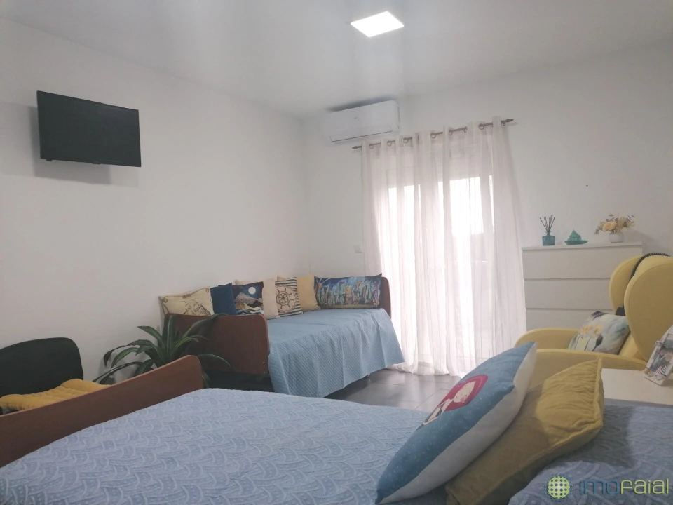 Moradia T10 para Venda em Cedros Foto 16