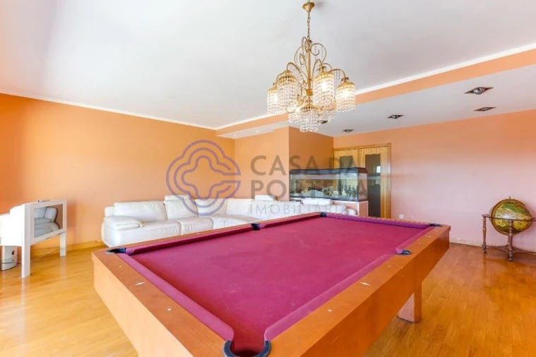 Moradia T4 para Venda em Milheiros Foto 14