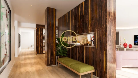 Moradia T5 para Venda em São Gonçalo