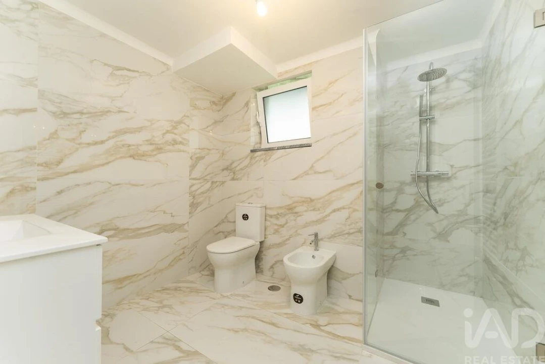 Moradia T5 para Venda em Monte Real e Carvide Foto 23