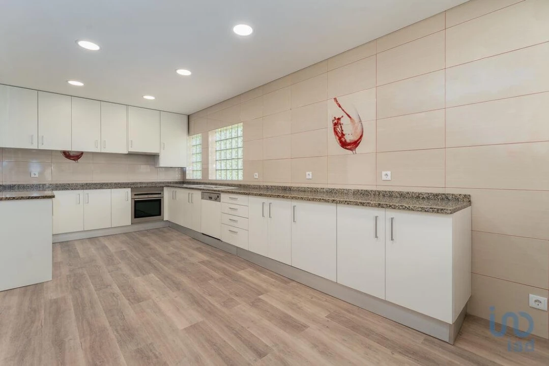 Moradia T5 para Venda em Monte Real e Carvide Foto 8