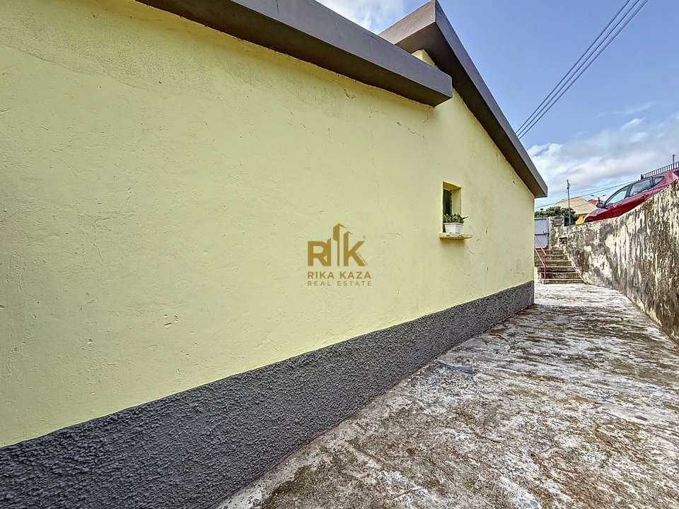 Moradia T2 para Venda em Caniçal Foto 27