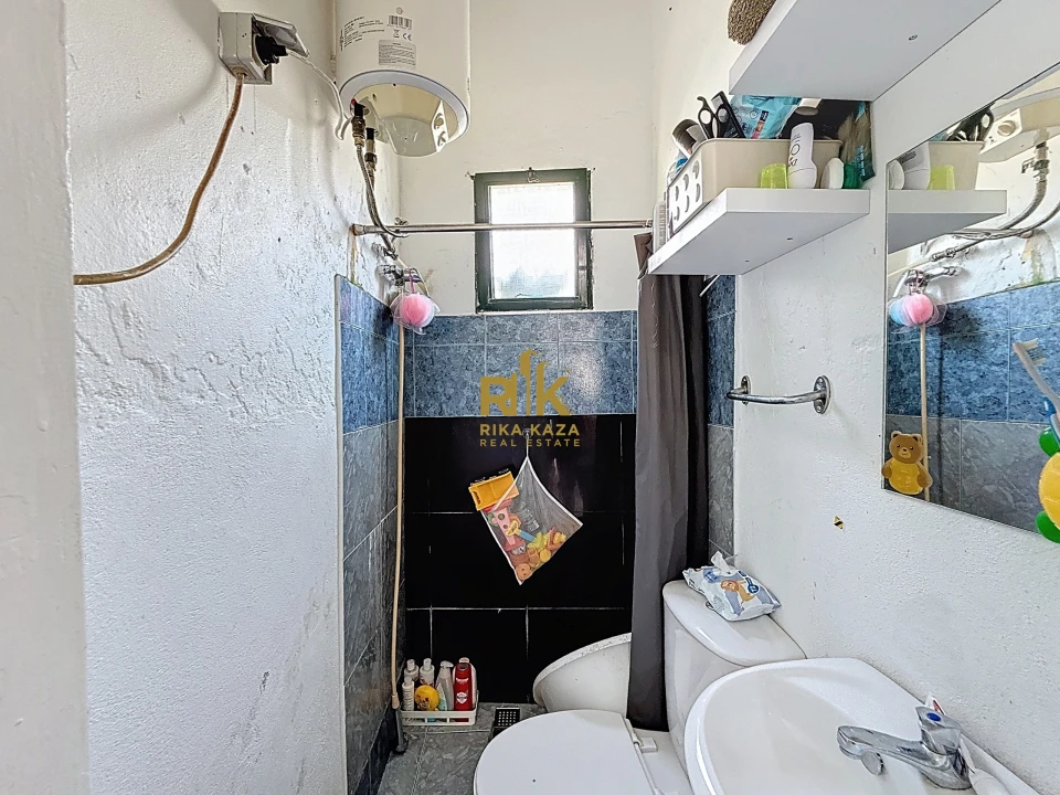 Moradia T2 para Venda em Caniçal Foto 14