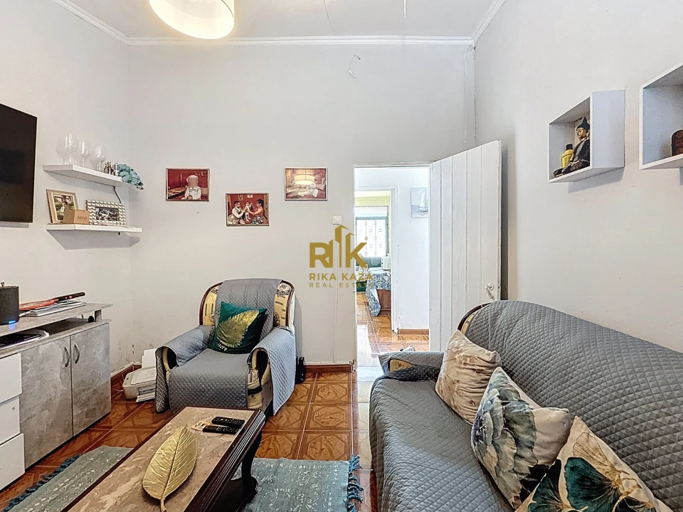 Moradia T2 para Venda em Caniçal Foto 2