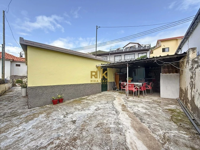 Moradia T2 para Venda em Caniçal Foto 23