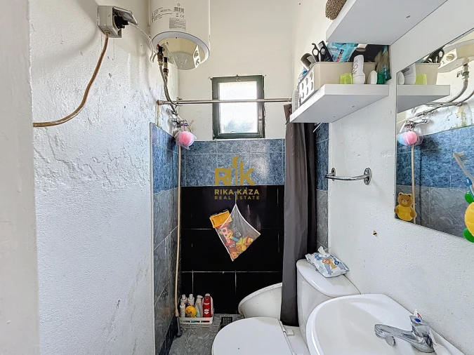 Moradia T2 para Venda em Caniçal Foto 14