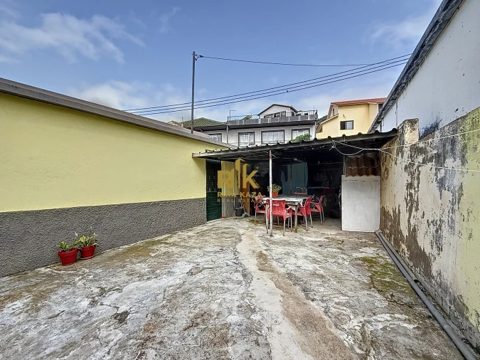 Moradia T2 para Venda em Caniçal Foto 22