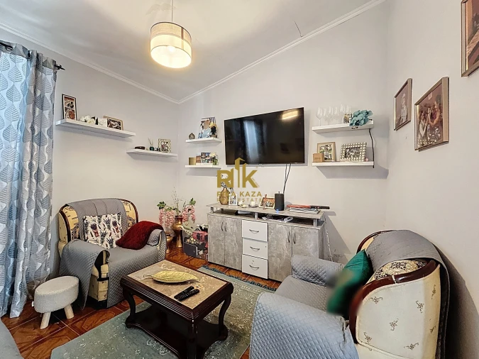 Moradia T2 para Venda em Caniçal Foto 10