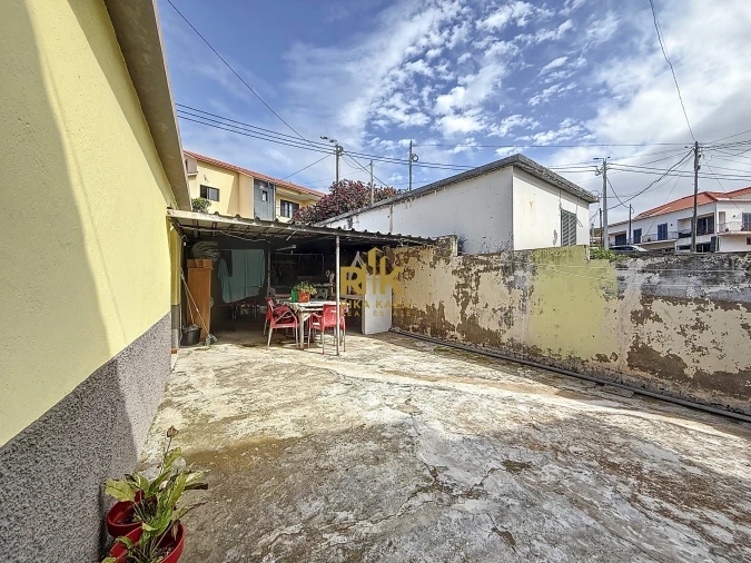 Moradia T2 para Venda em Caniçal Foto 18